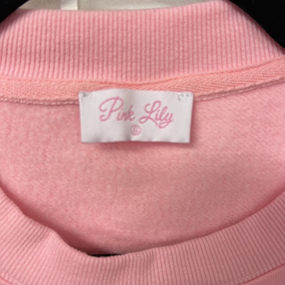 Pink Lily small pink oversized sweatshirt.  Cheer Mom logo. Good condition - Picture 2 of 3